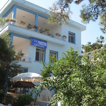 Mavi Pension Hotell Ayvalı Eksteriør bilde