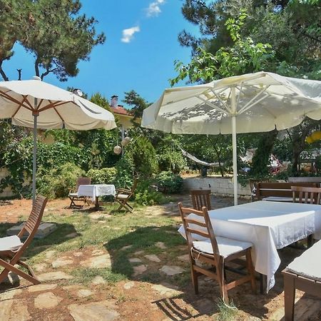 Mavi Pension Hotell Ayvalı Eksteriør bilde